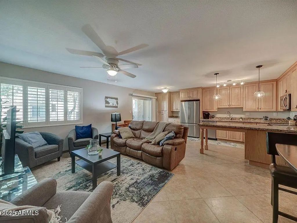 5525 E Thomas Road (unit H3), Phoenix