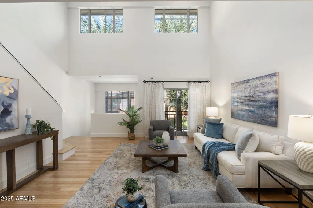 6940 E Cochise Road (unit 1012), Paradise Valley