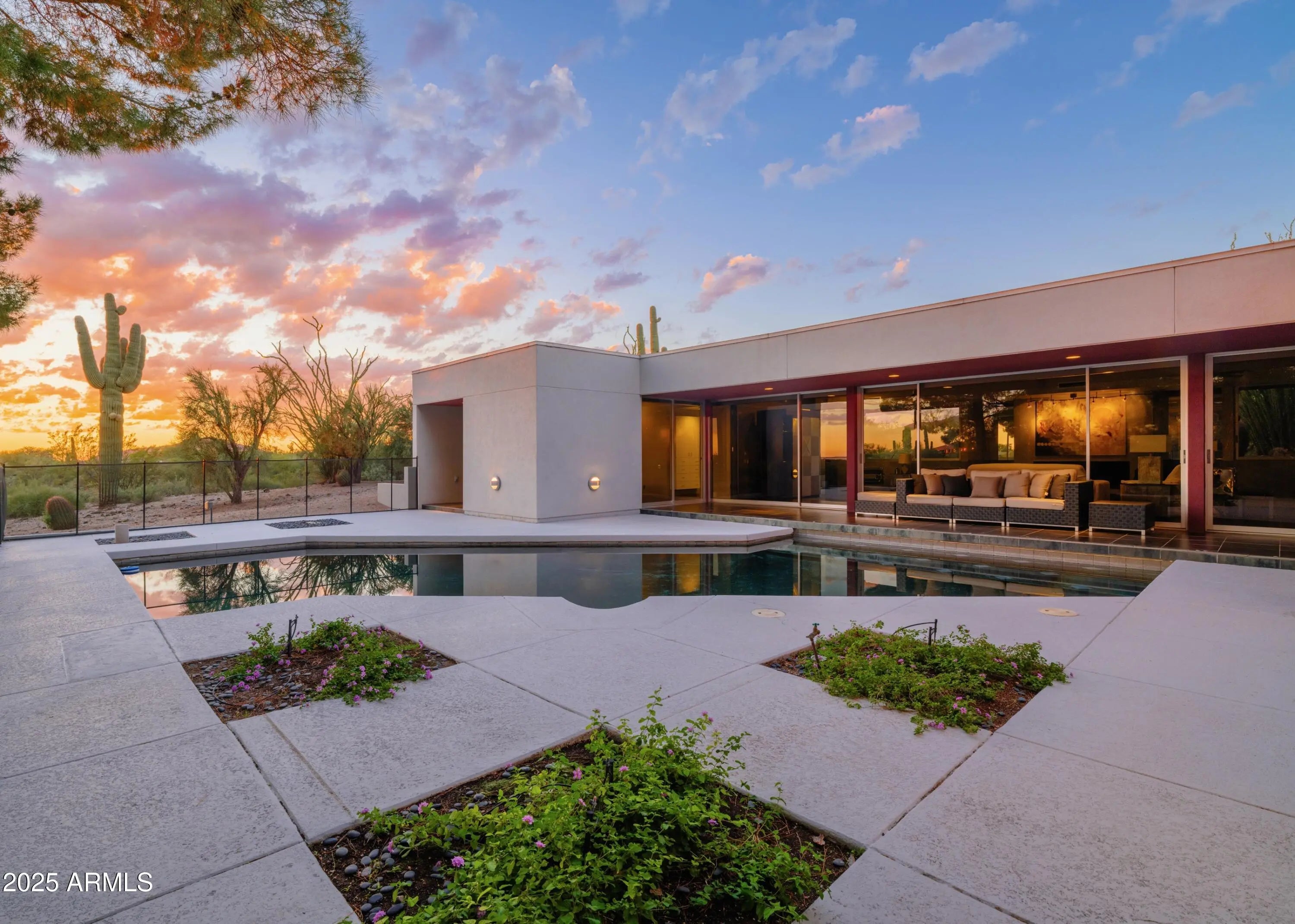 Photo of Listing #6942912