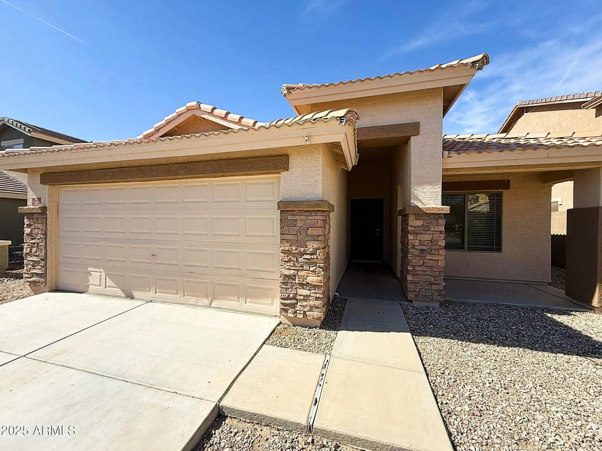 Photo of Listing #6942352