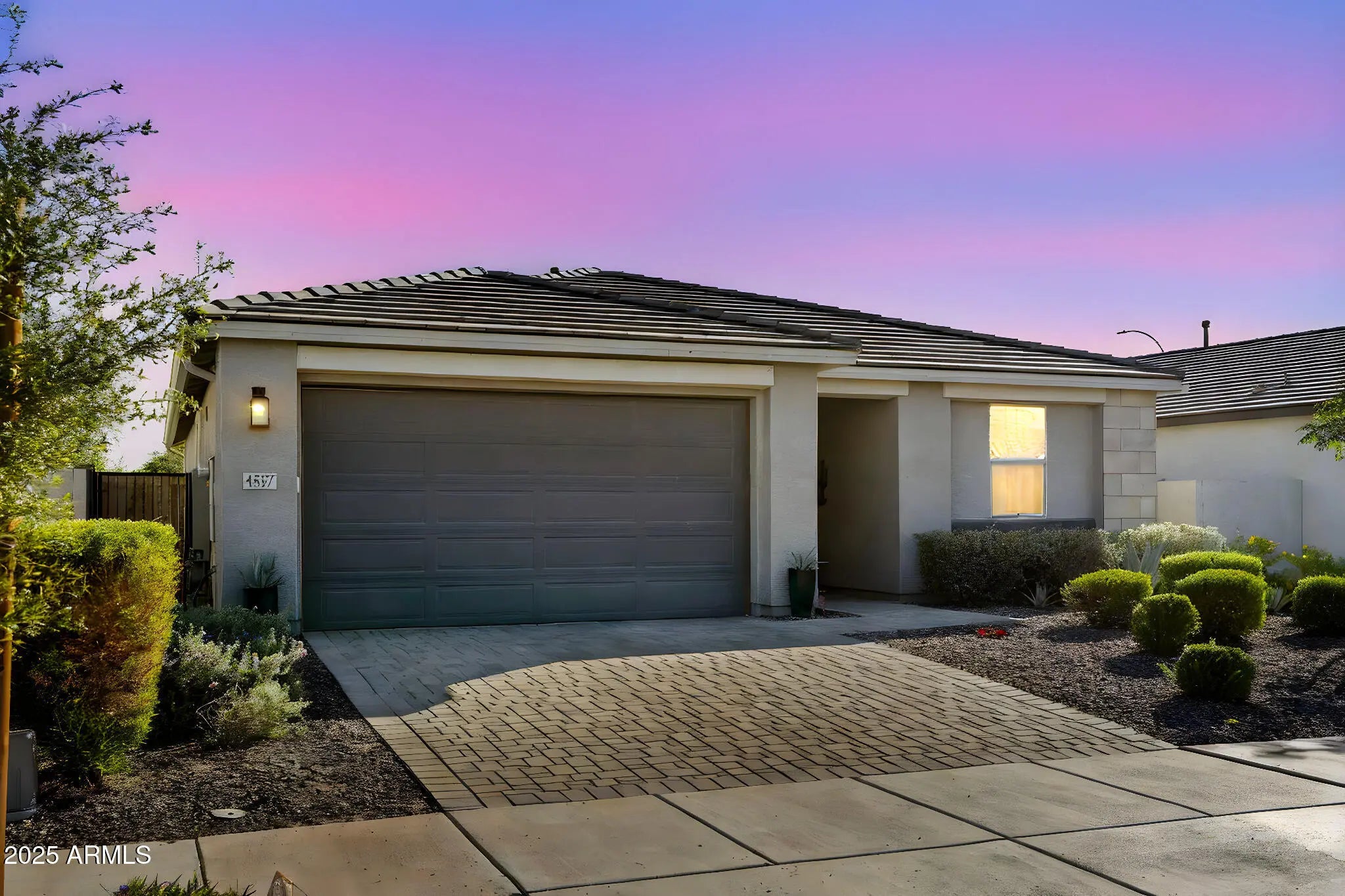 Photo of Listing #6943343