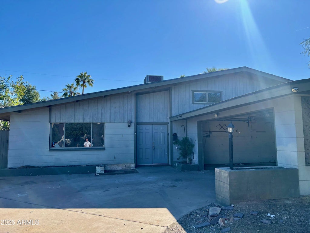 3921 E Sahuaro Drive, Phoenix