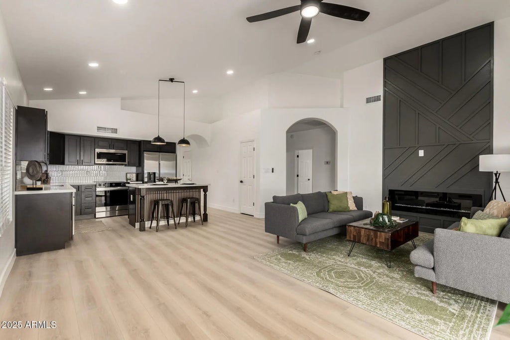 786 S Catalina Street, Gilbert