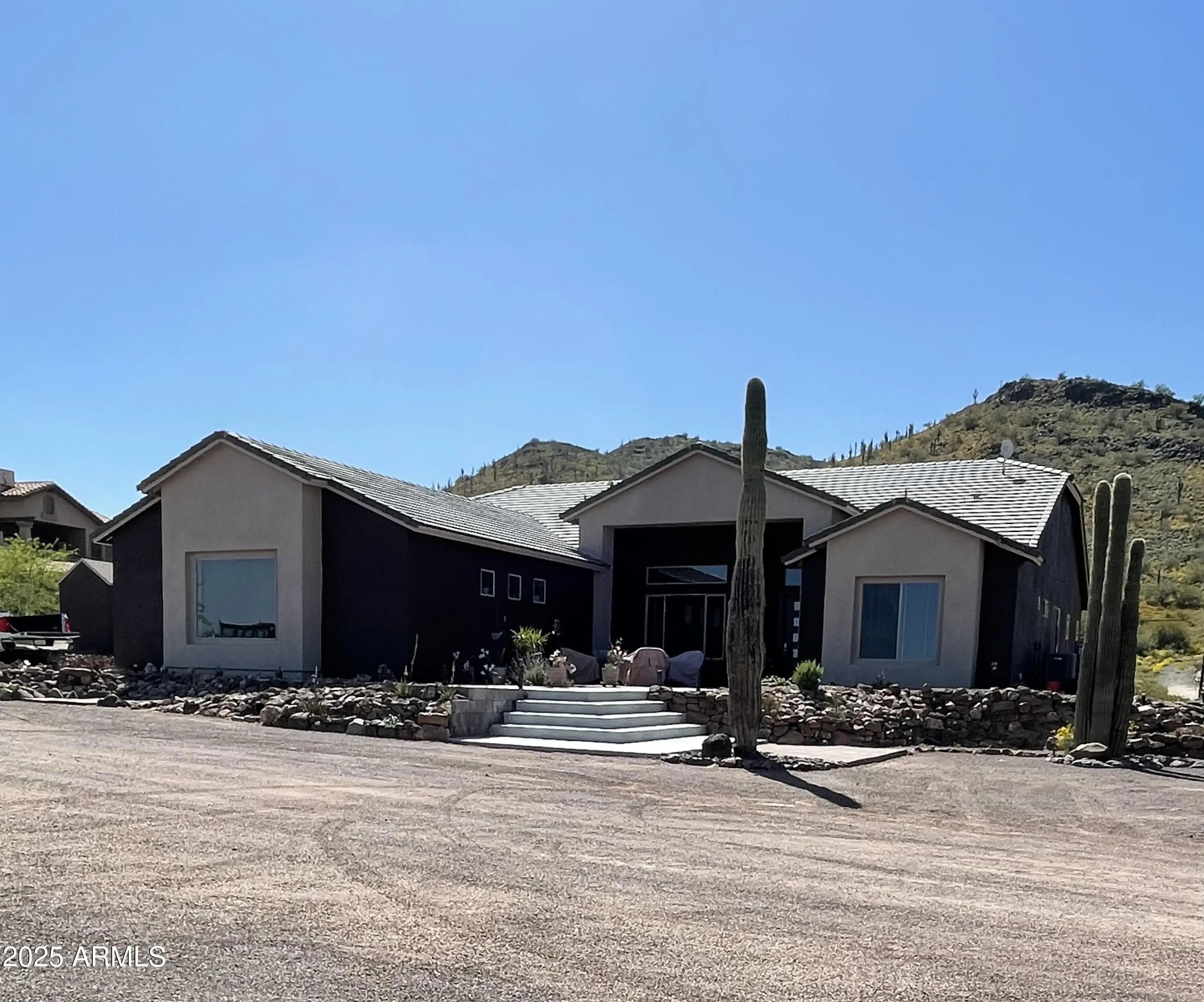 Photo of Listing #6942483