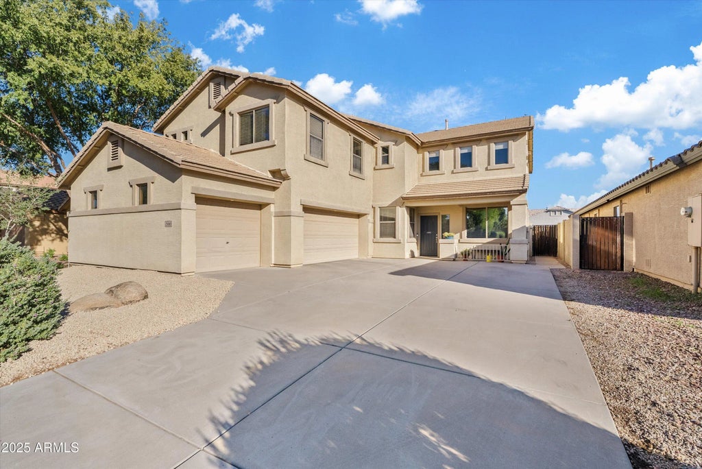 23083 S 212th Place, Queen Creek