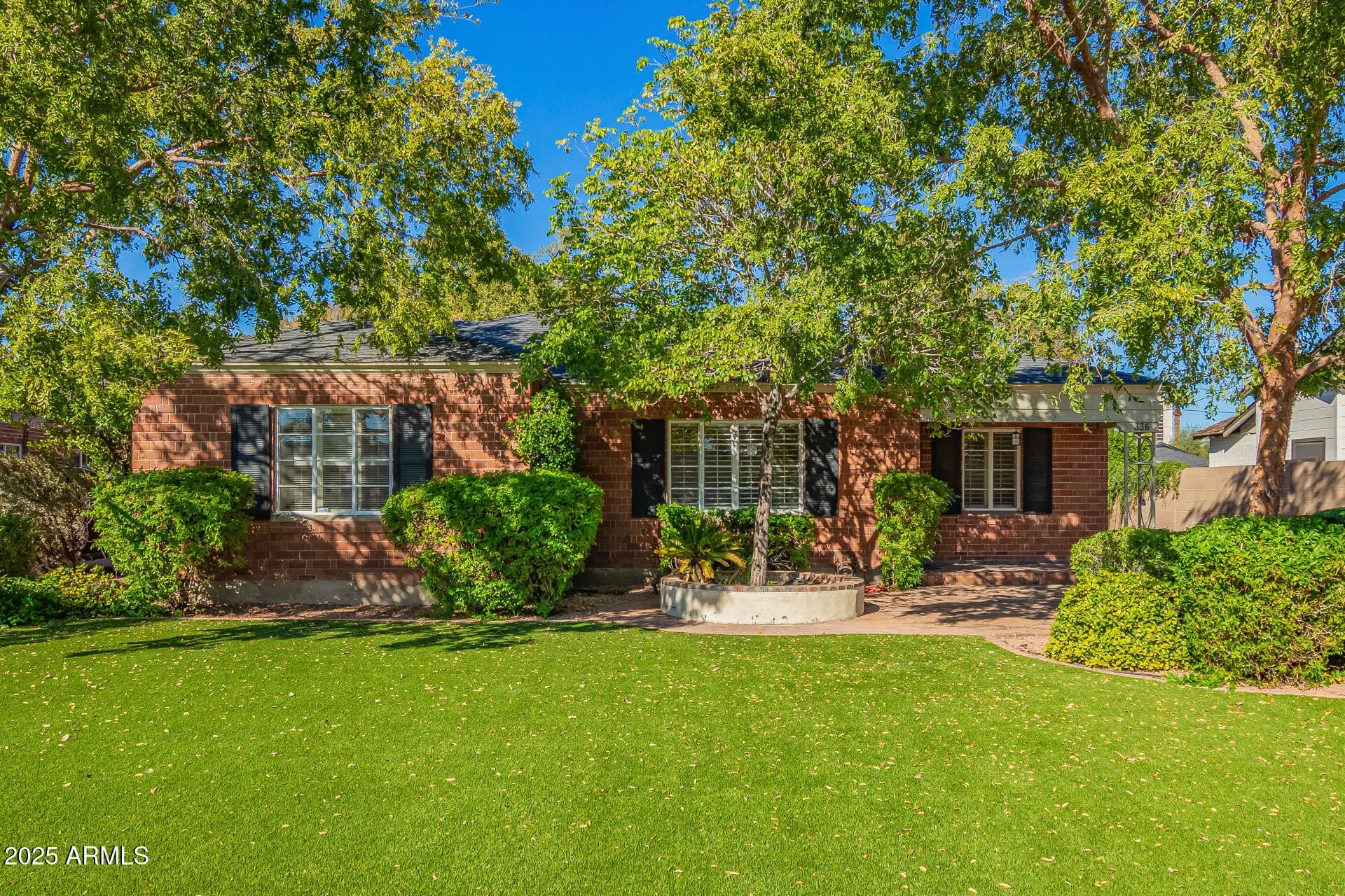 Photo of Listing #6943782