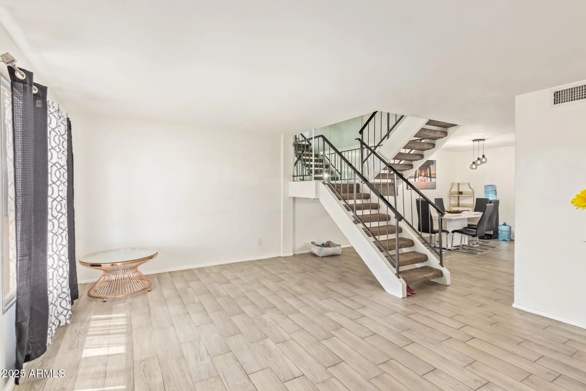 Photo of Listing #6942568