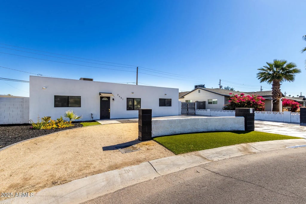 2657 N 71st Place, Scottsdale