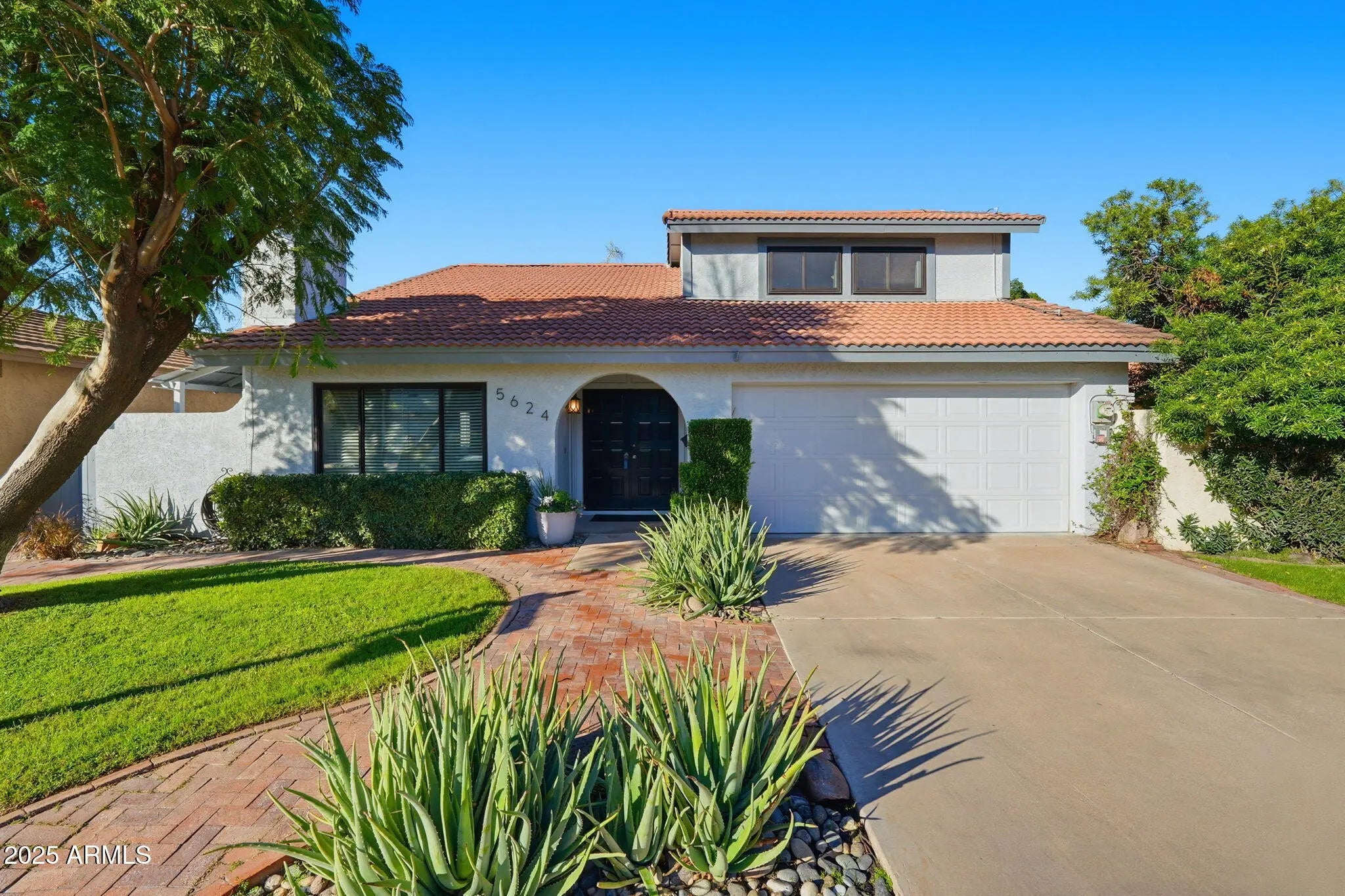 Photo of Listing #6942634