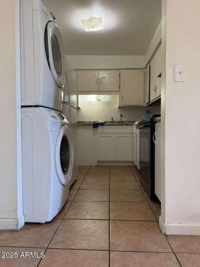 2406 W Campbell Avenue (unit 322), Phoenix