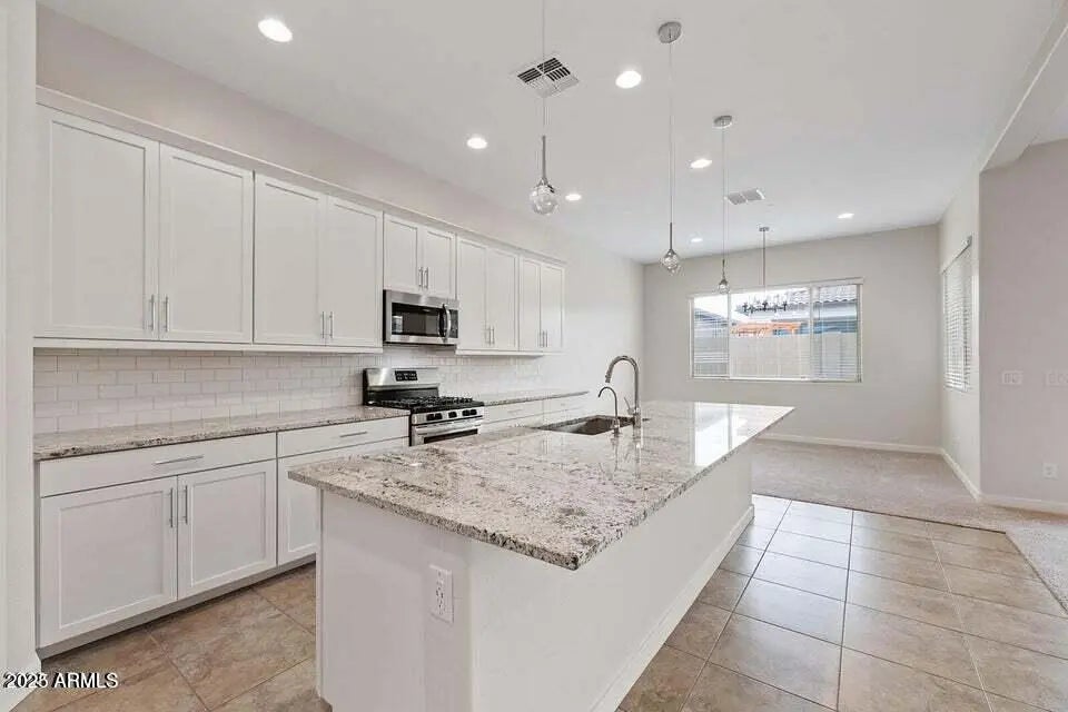 Photo of Listing #6942807