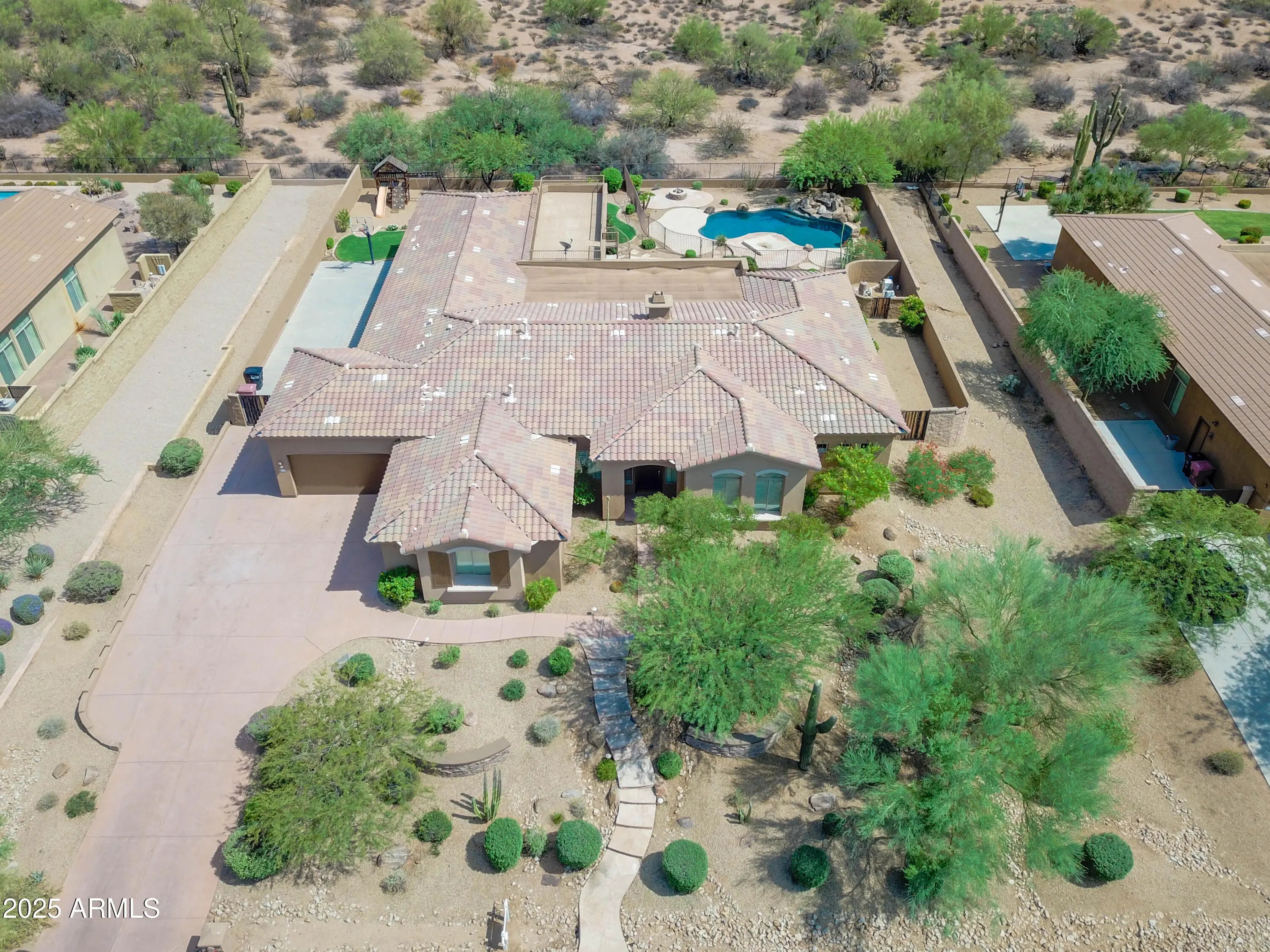 Photo of Listing #6942725