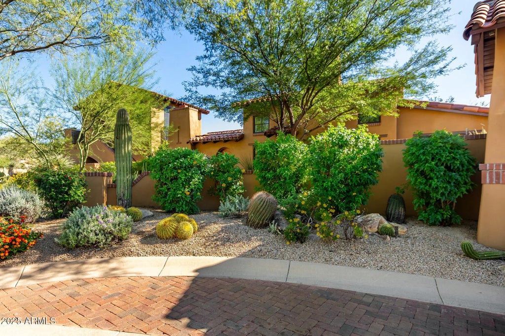 10443 E Rising Sun Drive, Scottsdale