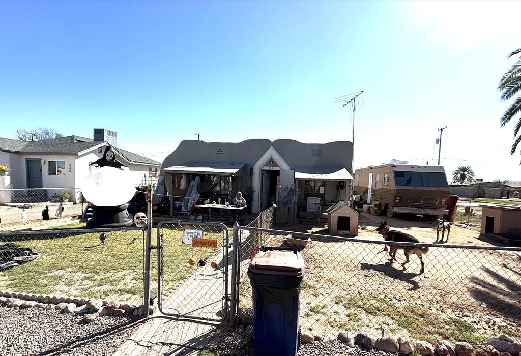 343 W Lincoln Avenue, Coolidge