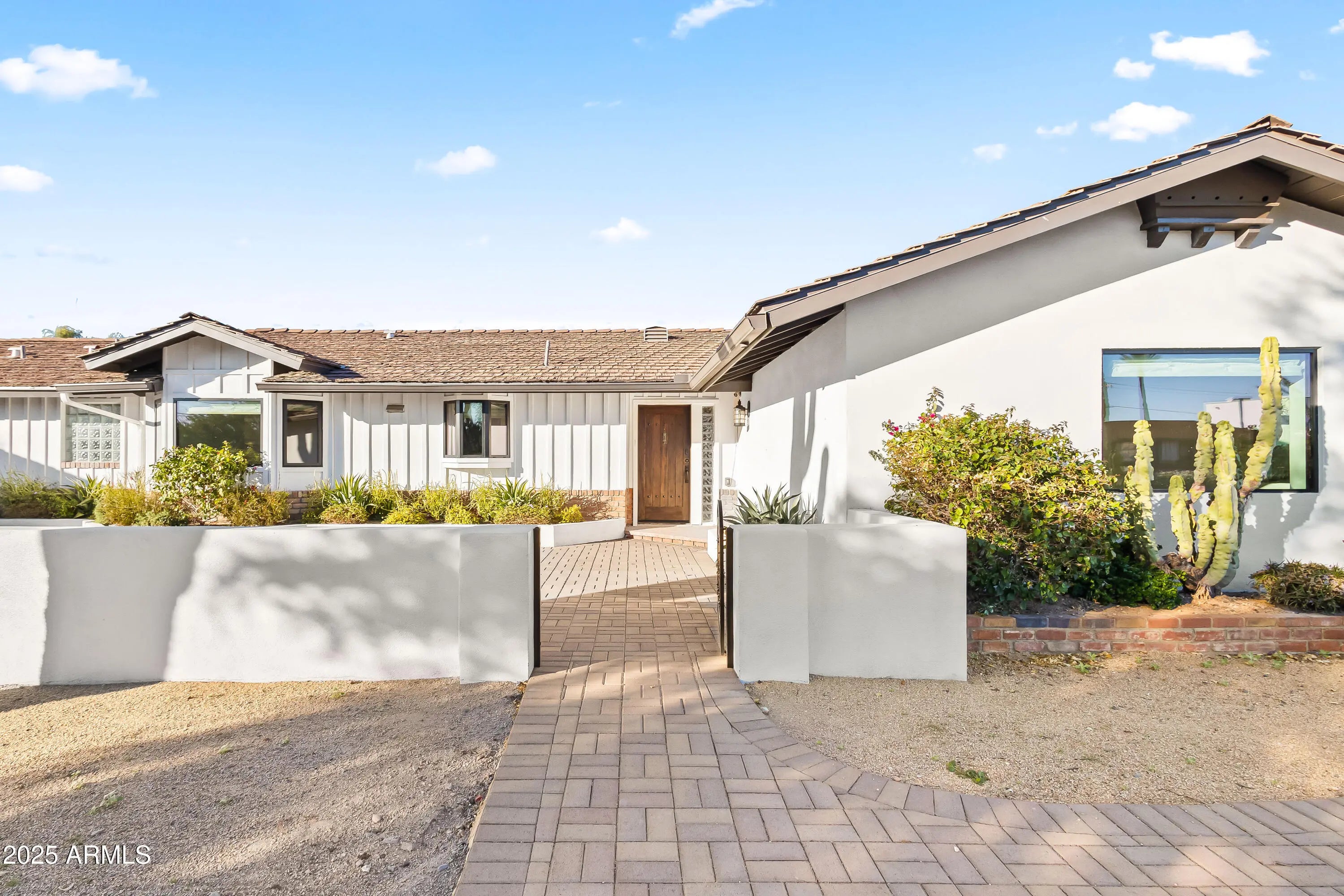 Photo of Listing #6944179