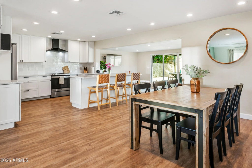 3422 E Sunnyside Drive, Phoenix