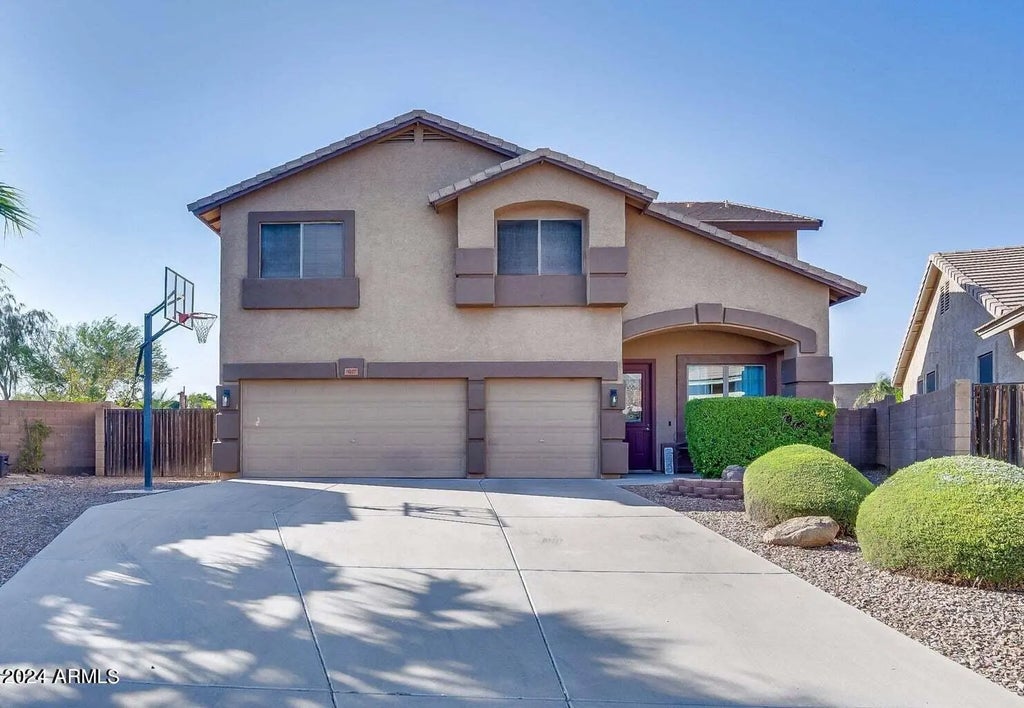 9022 W Ross Avenue, Peoria