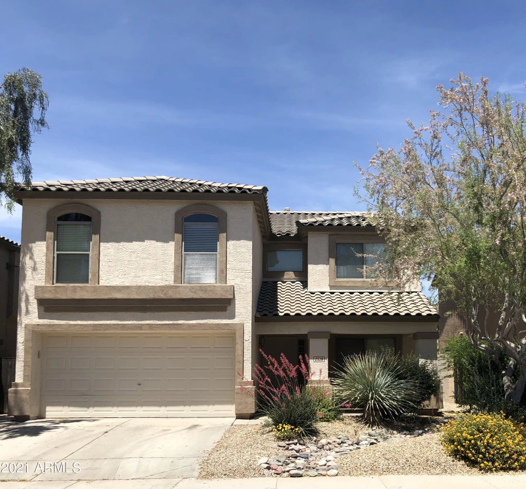 2528 W Straight Arrow Lane, Phoenix