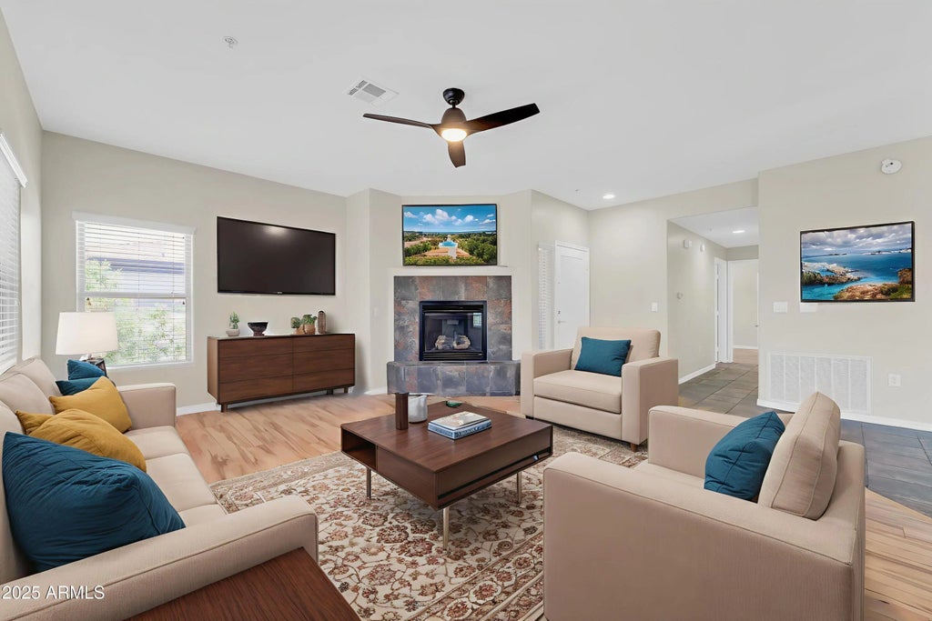 20121 N 76th Street (unit 2021), Scottsdale