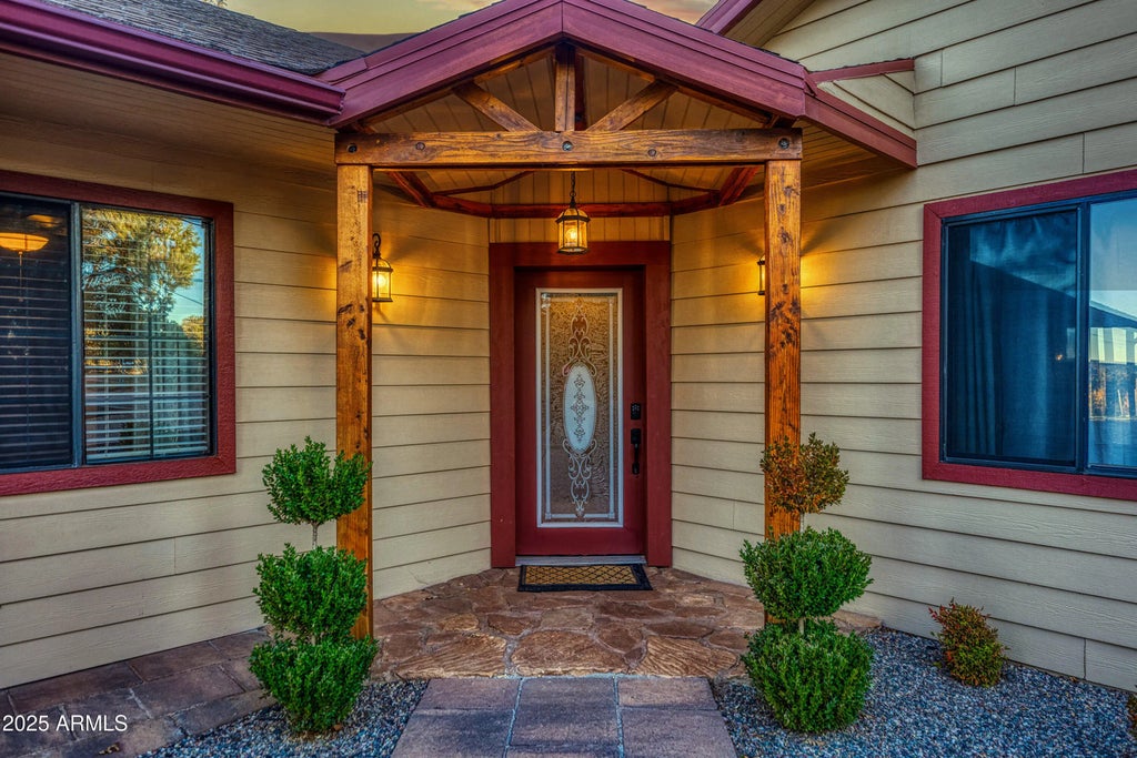 981 Oak Grove Road, Show Low