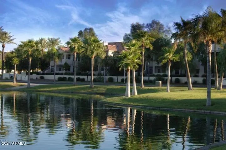 Photo of Listing #6943501