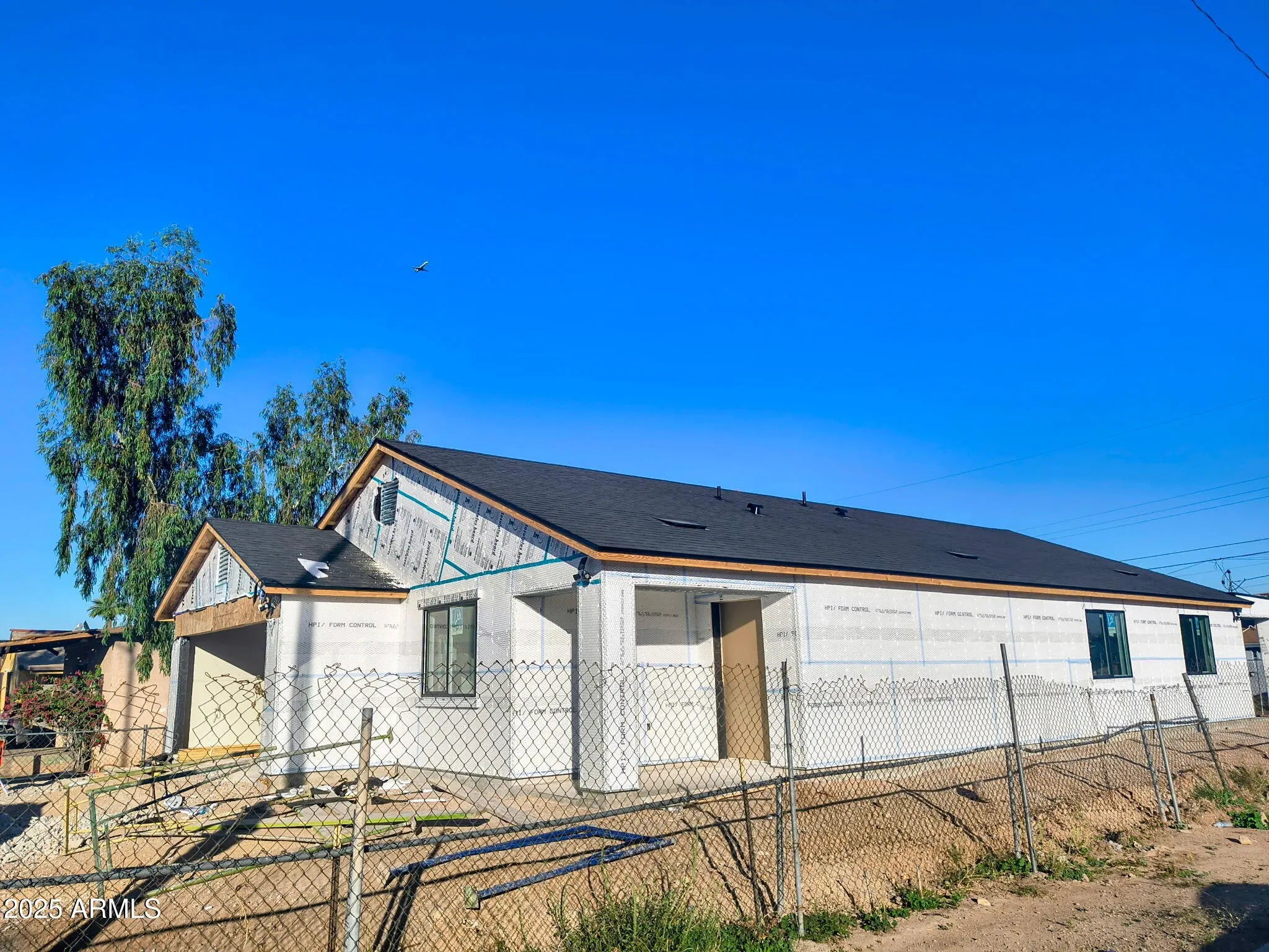 Photo of Listing #6944412