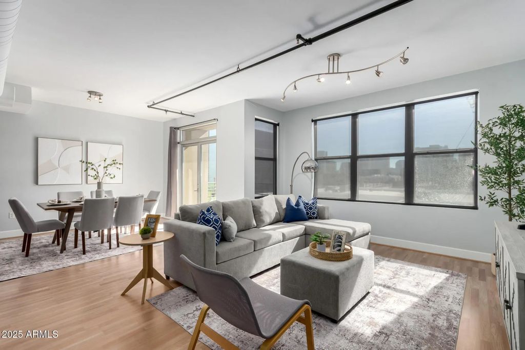1326 N Central Avenue (unit 307), Phoenix
