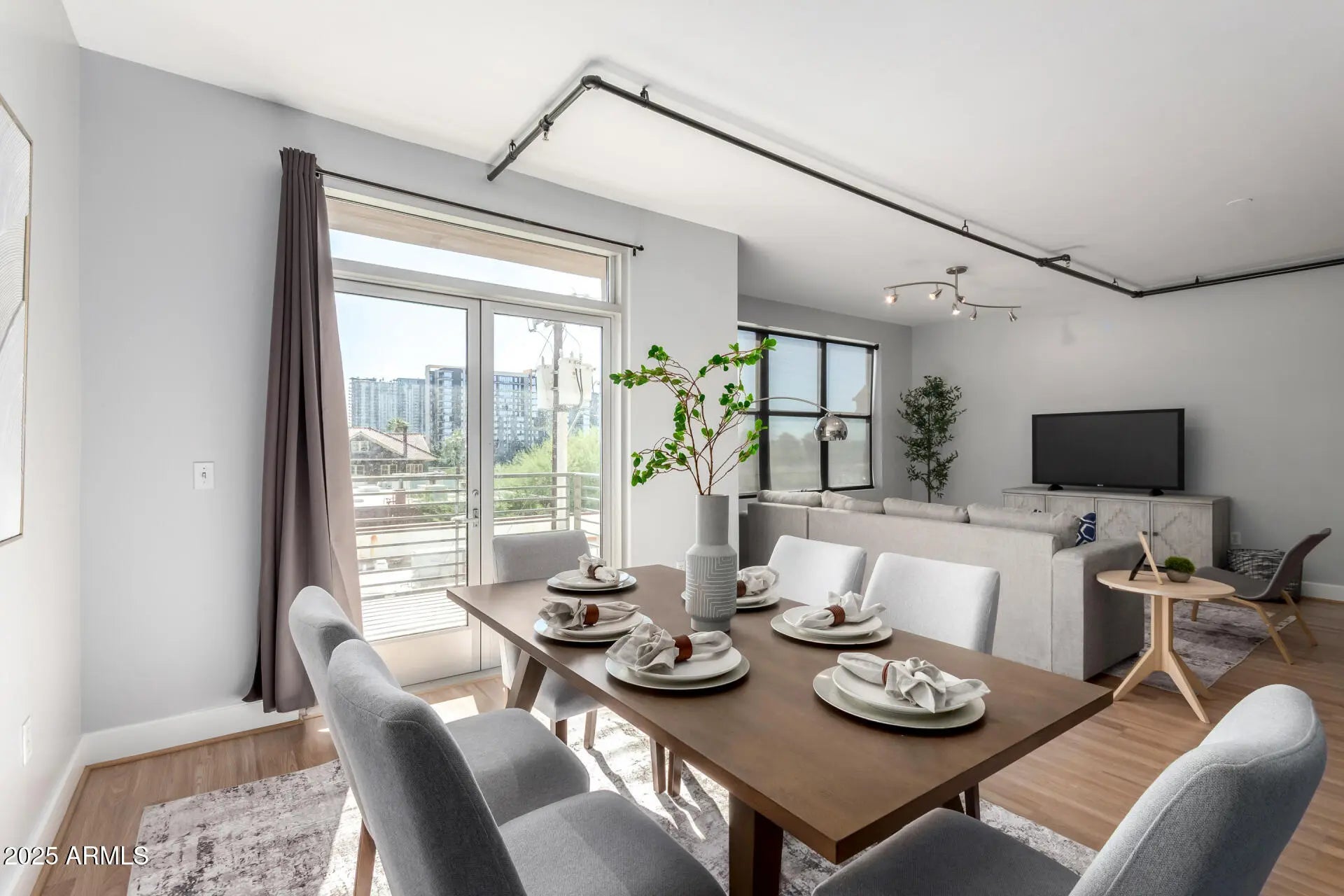 Photo of Listing #6943549