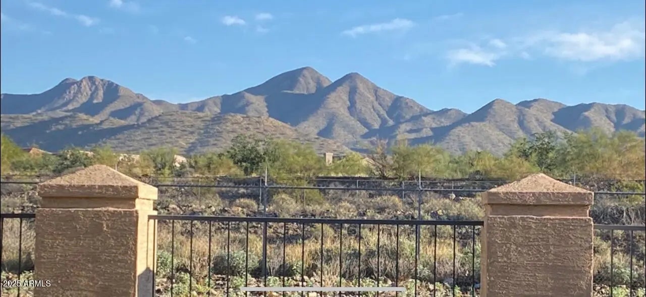 Photo of Listing #6944013