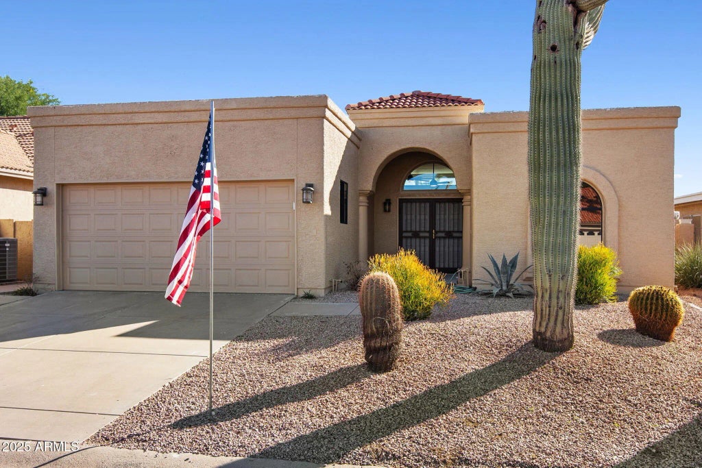 10625 E Navajo Place, Sun Lakes