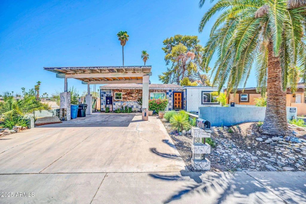 4215 N 105th Avenue, Phoenix