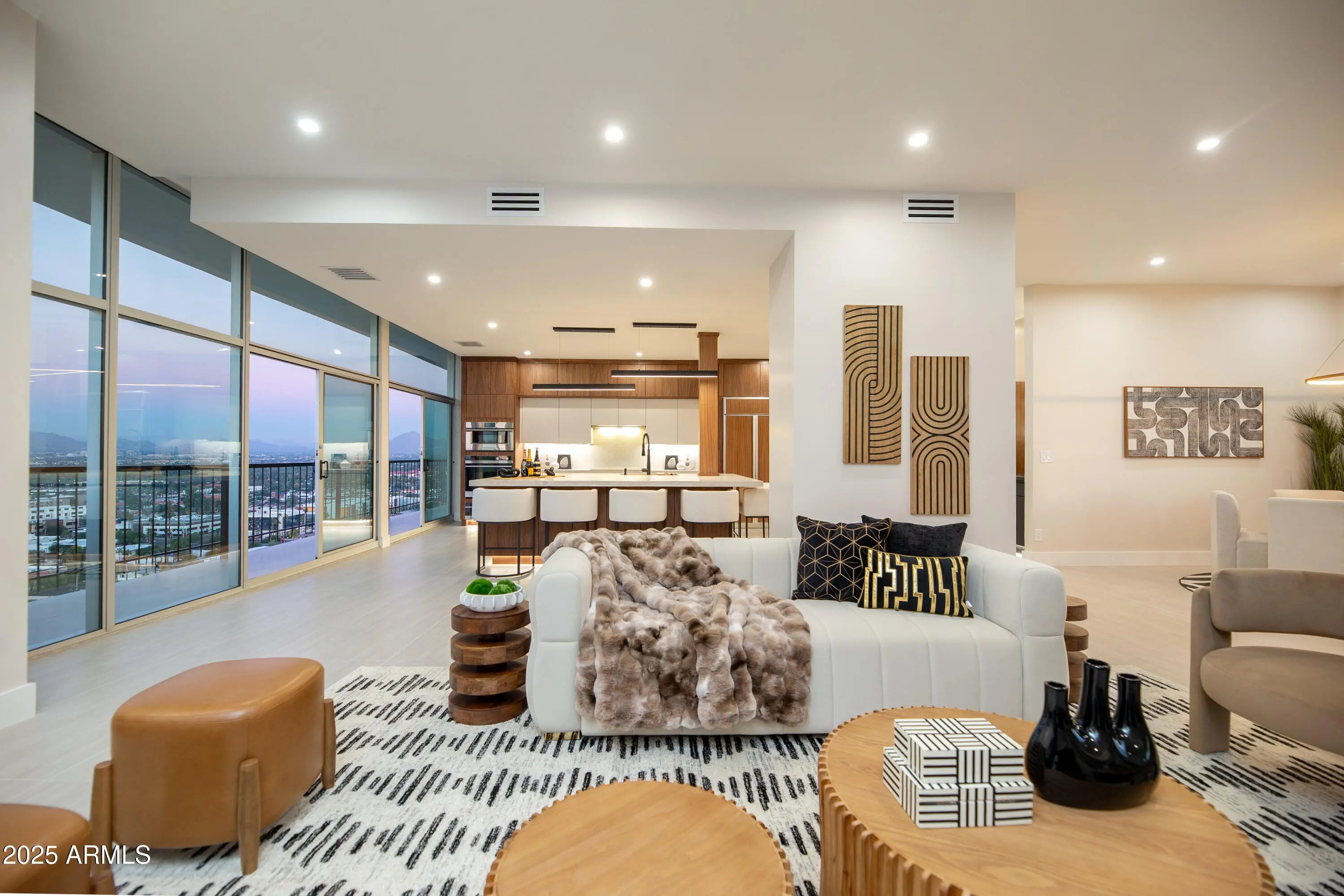 Photo of Listing #6952673