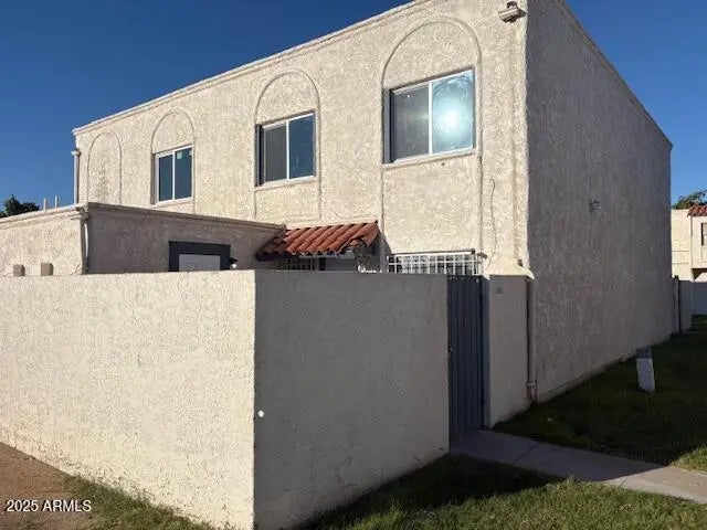 Photo of Listing #6943471