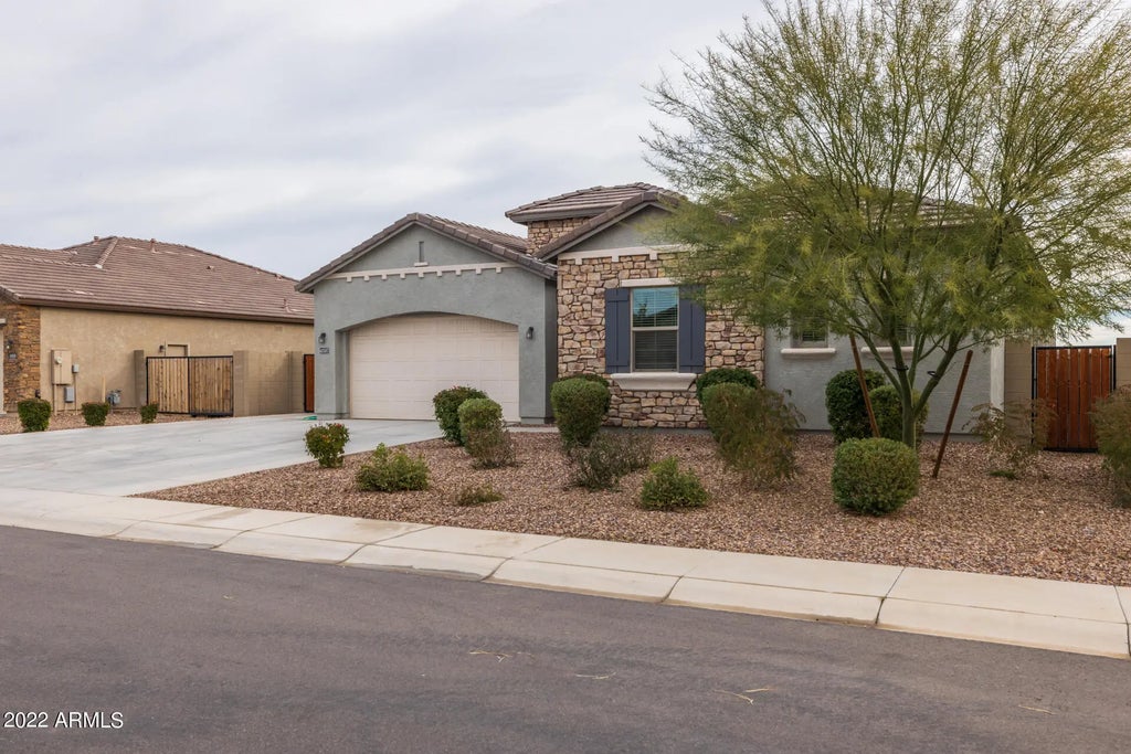40587 N Spotted Lane, San Tan Valley