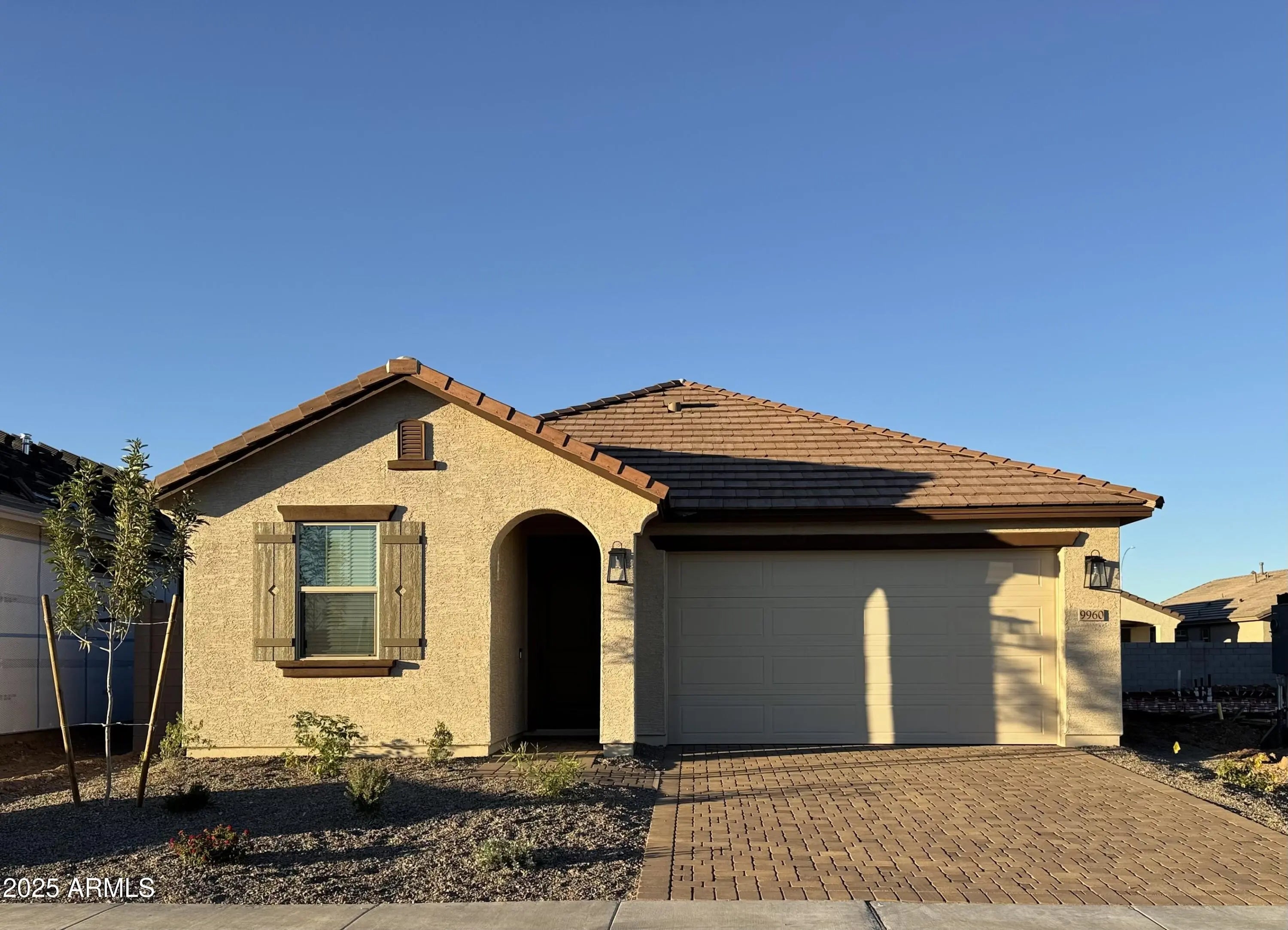 Photo of Listing #6943635