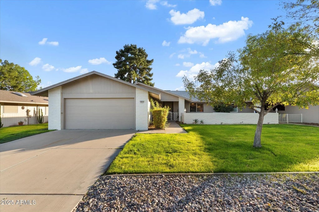 12511 W Shadow Hills Drive, Sun City West