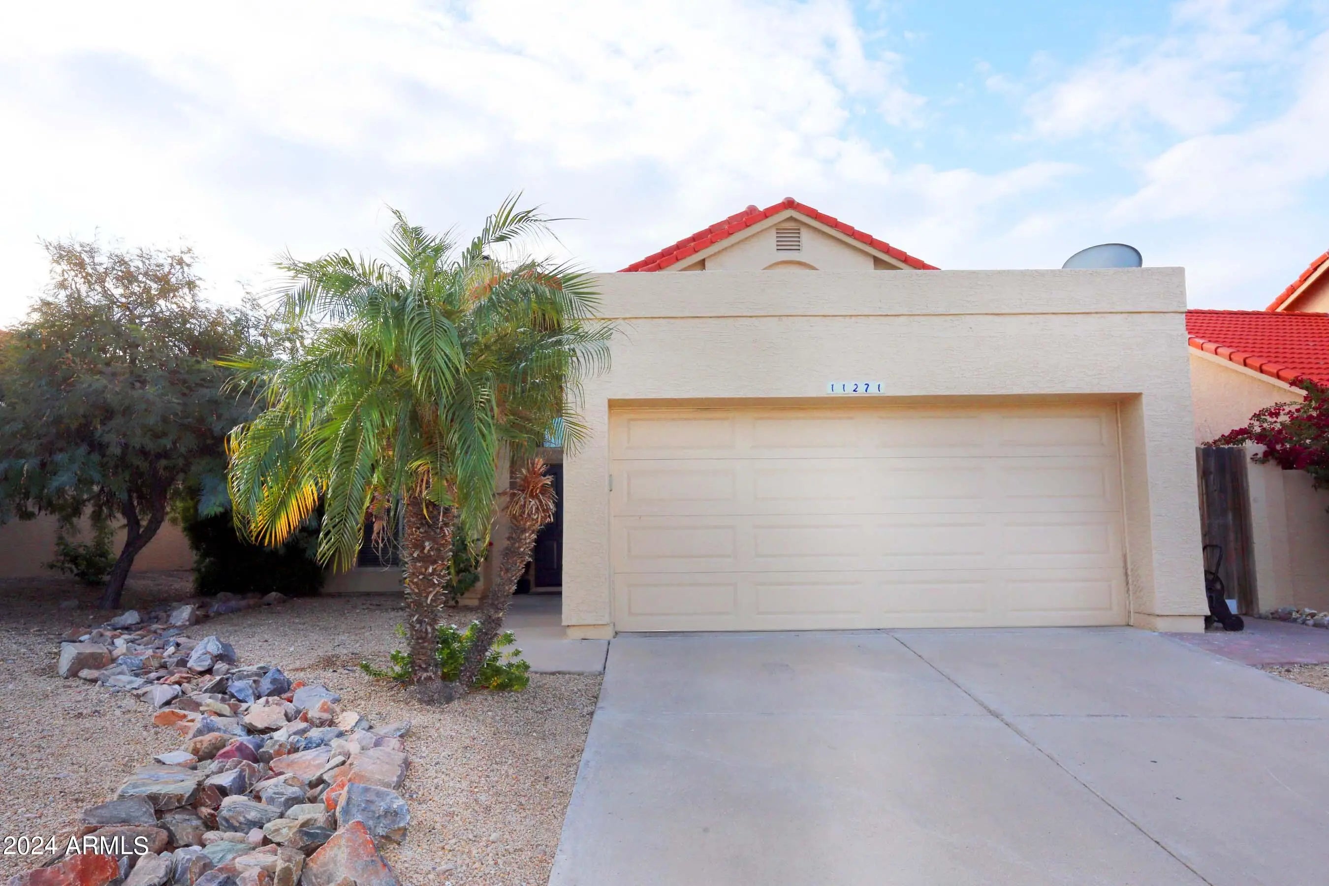 Photo of Listing #6943645