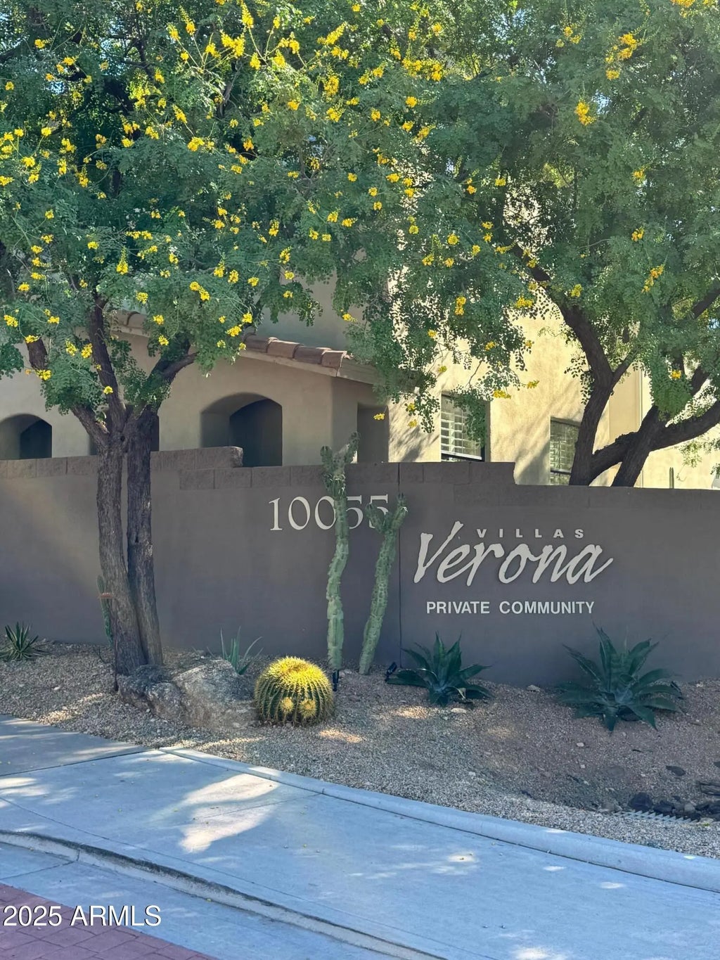 10055 N 142nd Street (unit 2260), Scottsdale