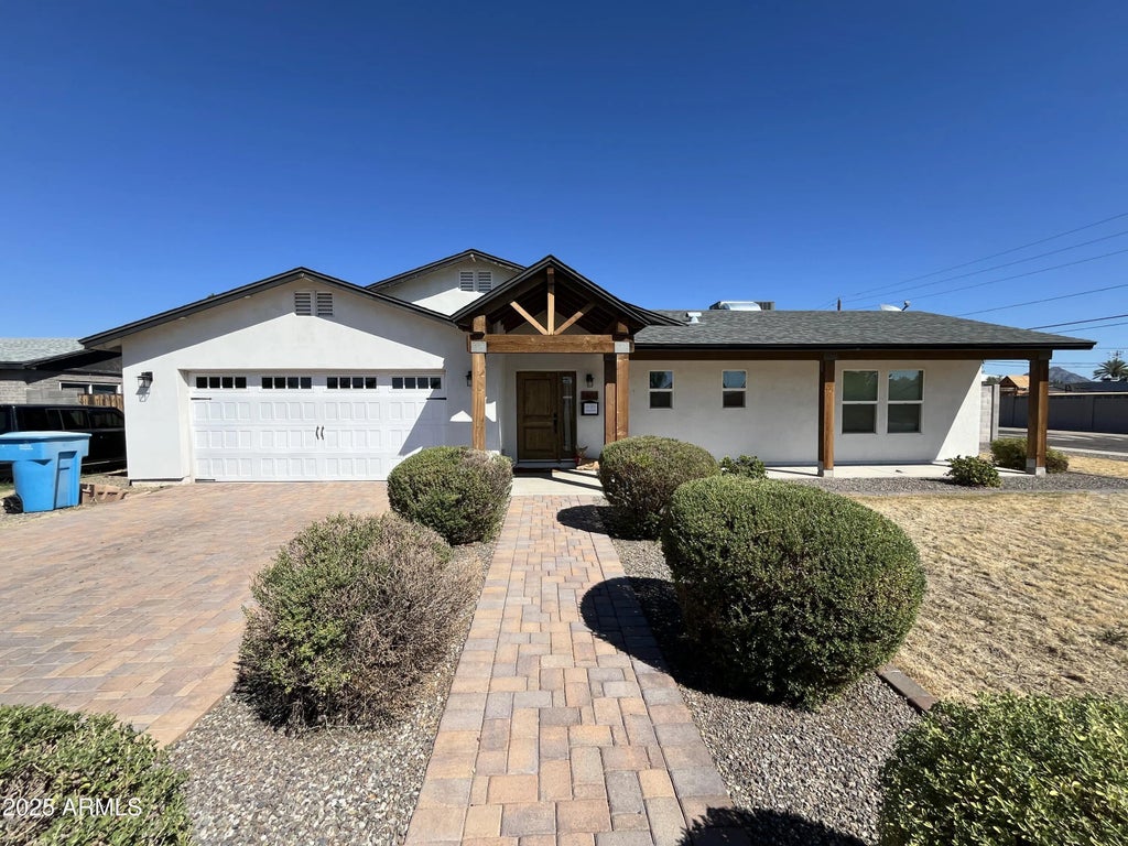 1802 W Indianola Avenue, Phoenix