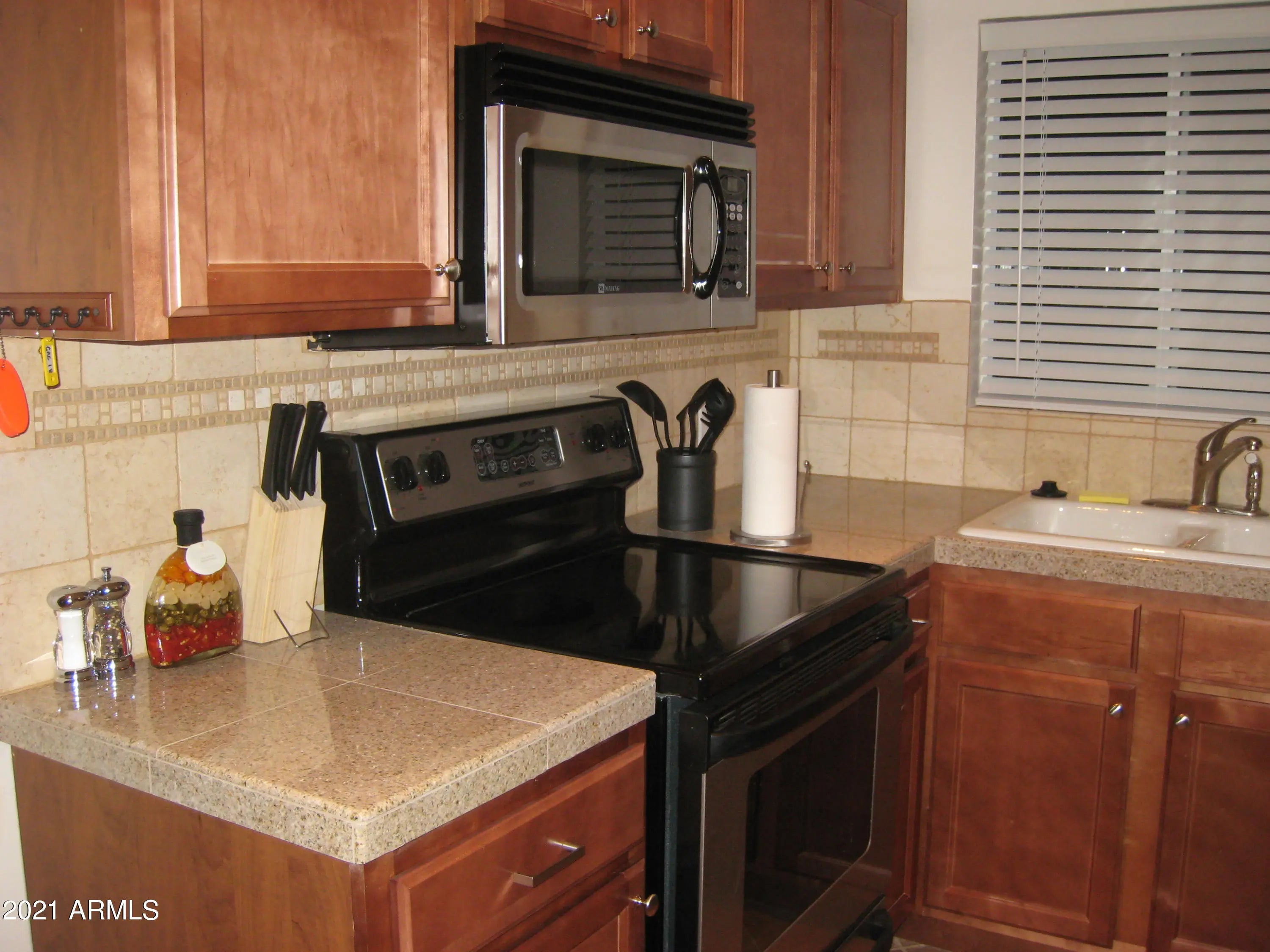 Photo of Listing #6943910