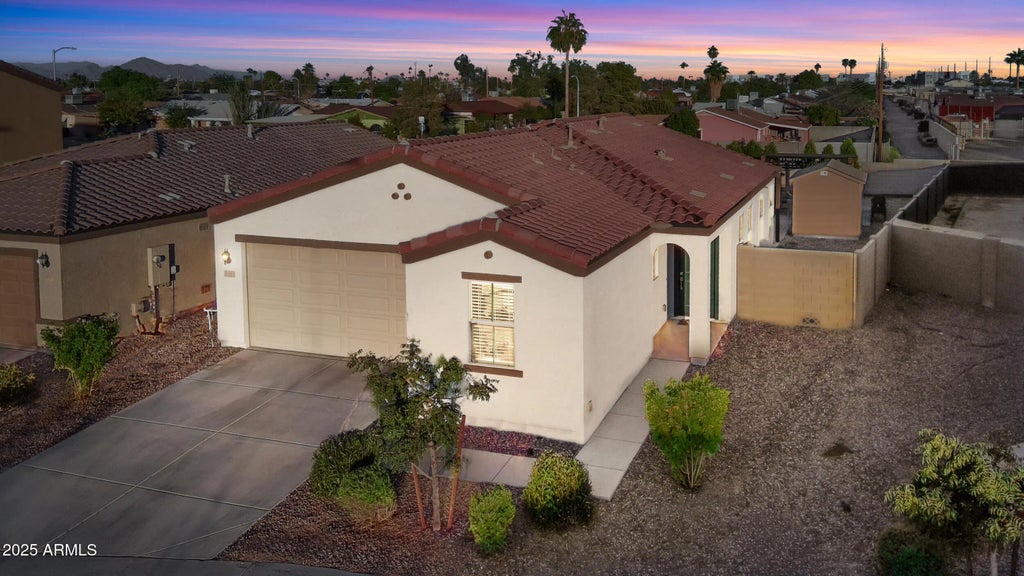 5911 S 23 Drive, Phoenix