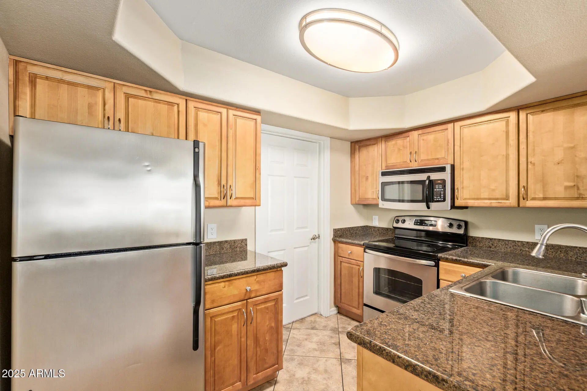 Photo of Listing #6944031