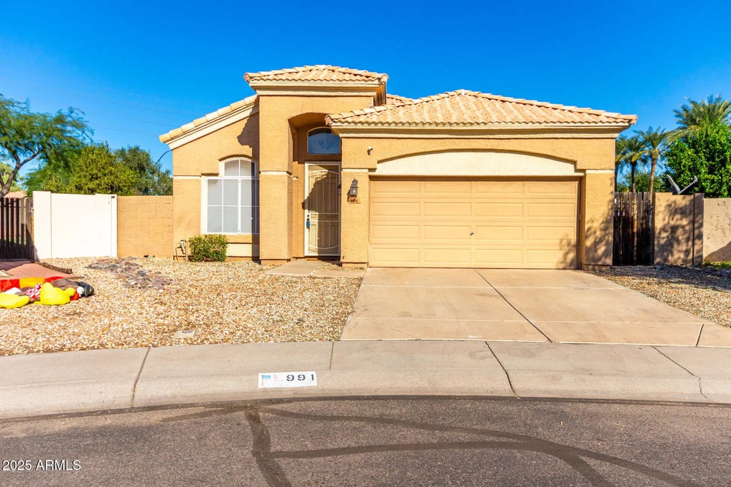 991 N Florence Drive, Chandler
