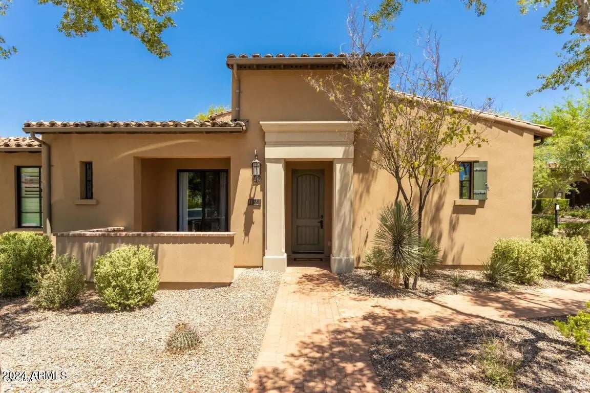 Photo of Listing #6944841