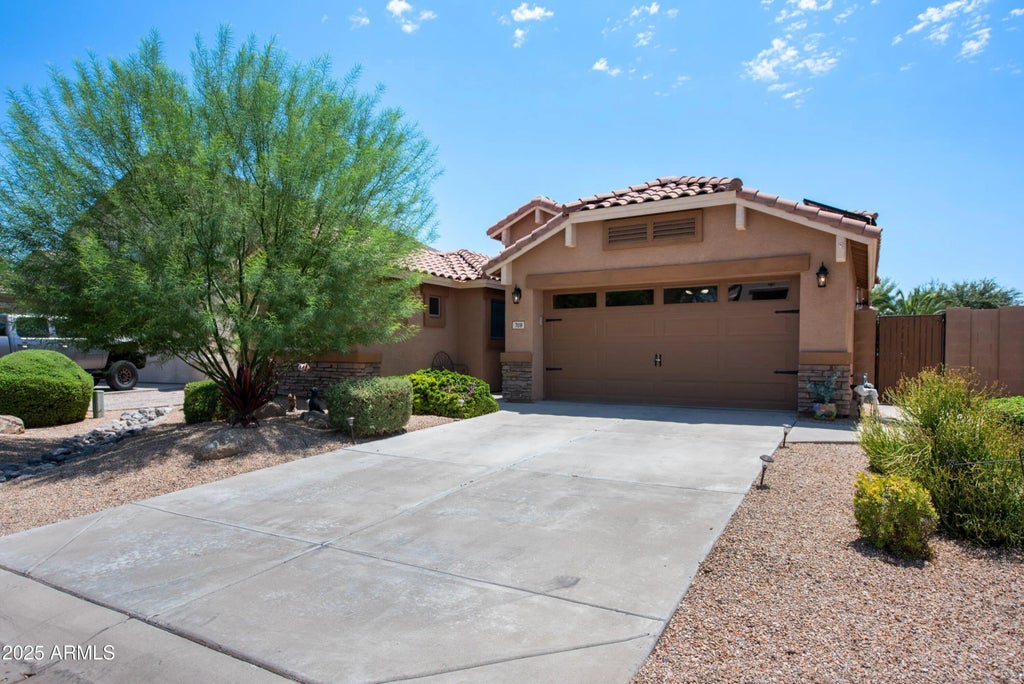 709 E Saddle Way Way, San Tan Valley