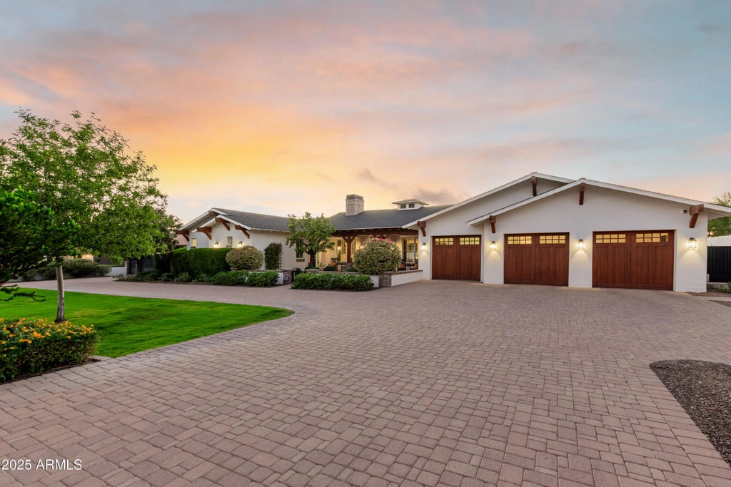 4442 N 59th Place, Phoenix