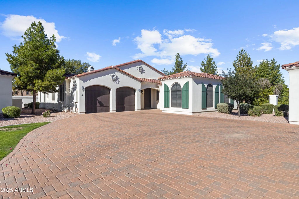 1777 W Ocotillo Road (unit 4), Chandler