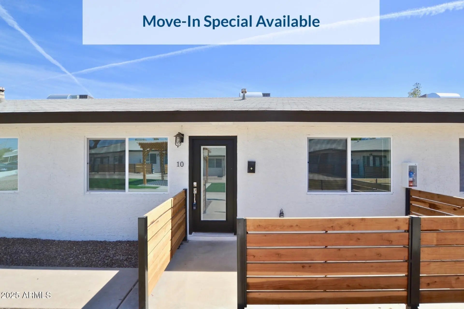 Photo of Listing #6944292