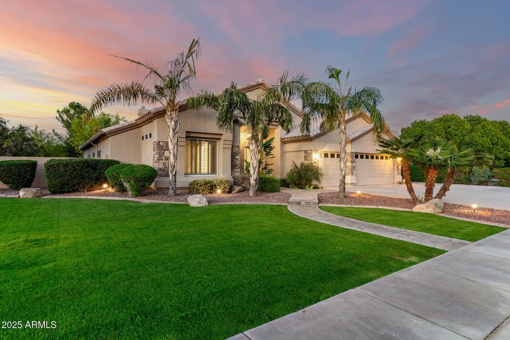 2090 E Finley Street, Gilbert