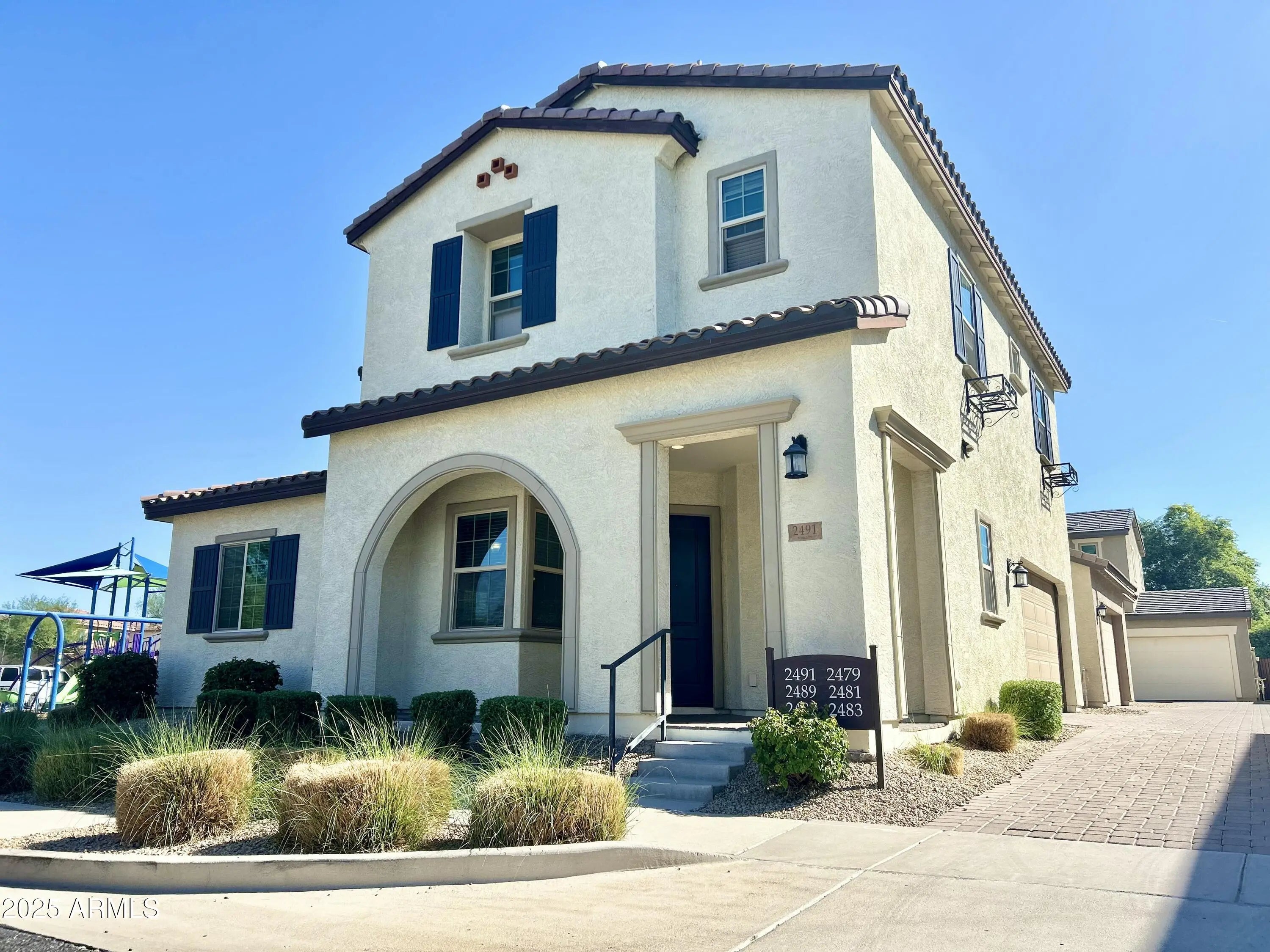 Photo of Listing #6944467